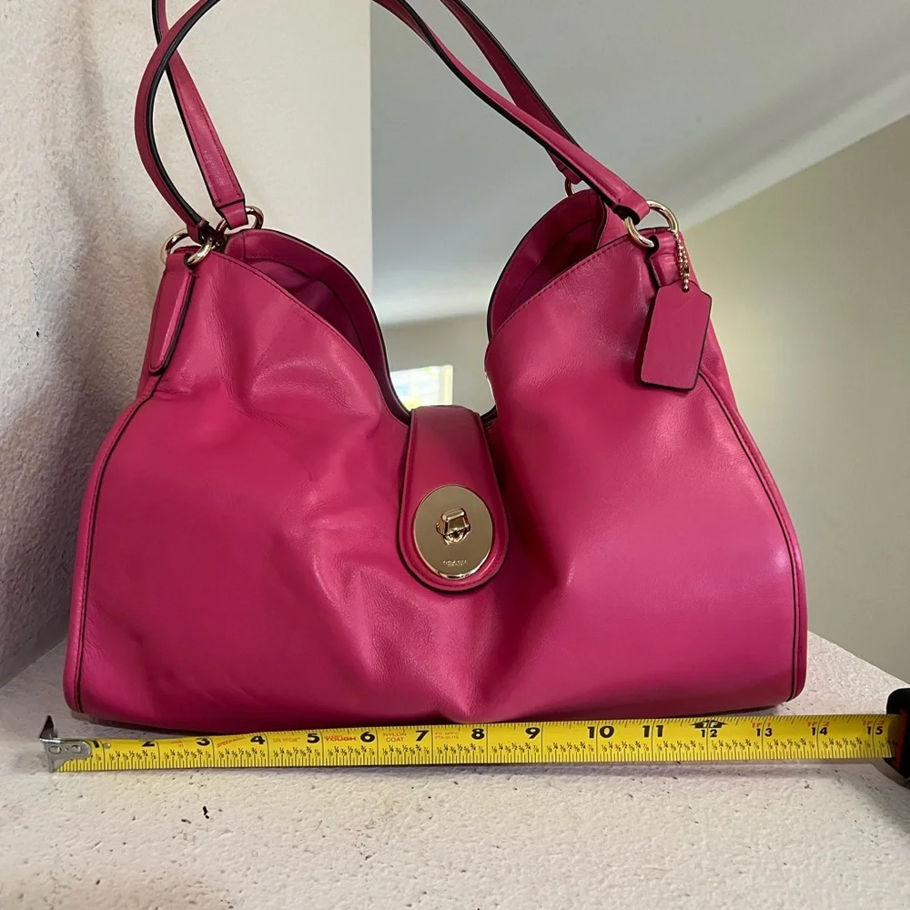 Coach Carlyle‎ Hot Pink Leather Shoulder Tote Handbag Rare casual work travel